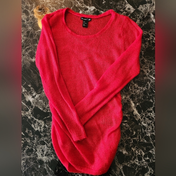 H&M Sweater - Picture 1 of 2